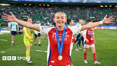 Arsenal put smile back on my face - Kelly