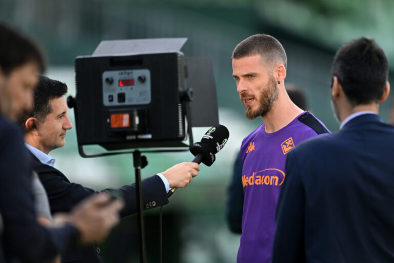 Fiorentina fight to keep De Gea after AS Monaco interest