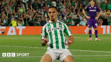 How Antony became a 'hero in Betis' after Man Utd sadness