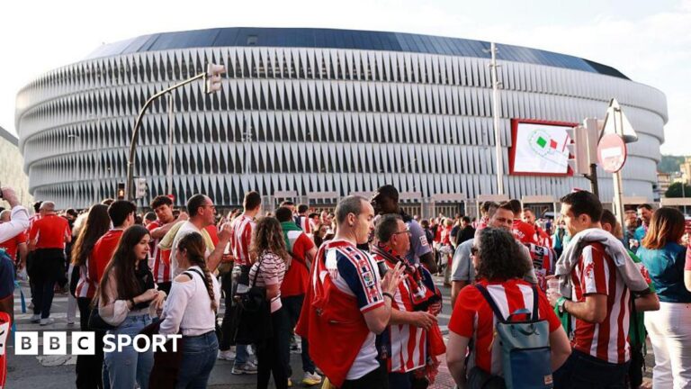 Man Utd & Spurs disabled fans criticise final ticket allocation