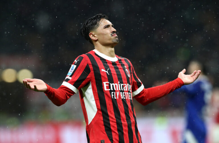 Tijjani Reijnders Milan Como celebrate