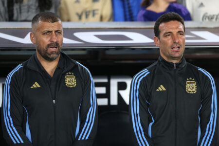 Samuel has turned down Inter offer, confirms Argentina coach Scaloni