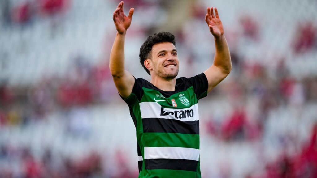 Transfer rumors, news: Man United turn to Goncalves to replace Fernandes